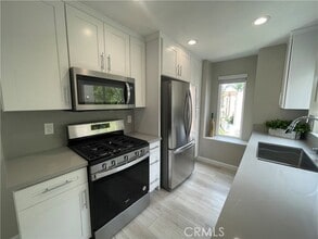 Building Photo - 10855 Camino Ruiz