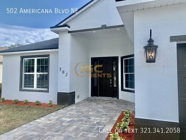 Building Photo - 502 Americana Blvd NE