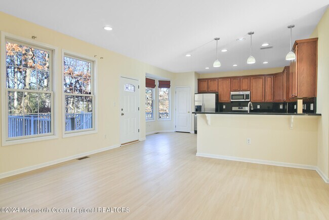 Foto del edificio - 4 Timber Grove Ct