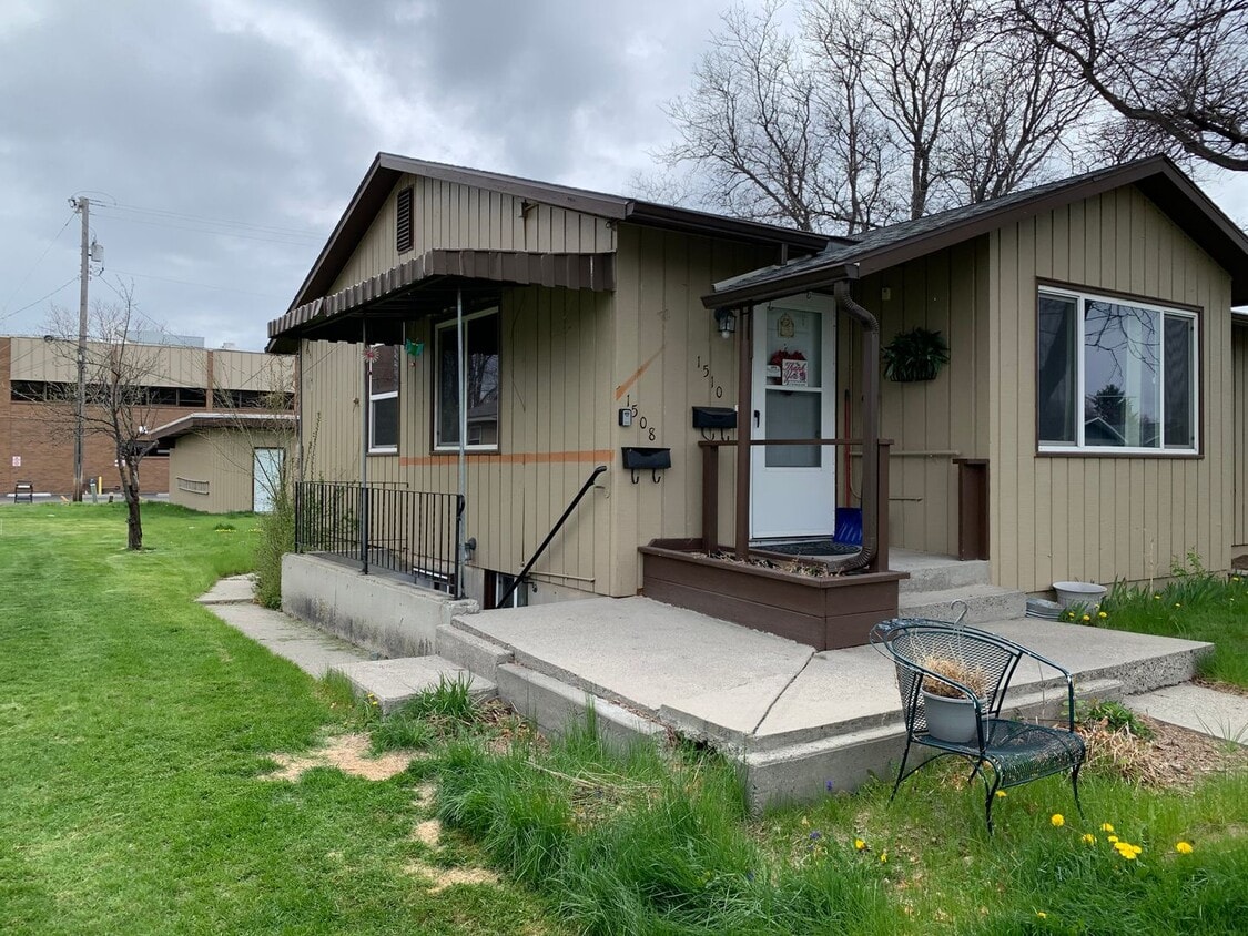 Primary Photo - 1510 Avenue E