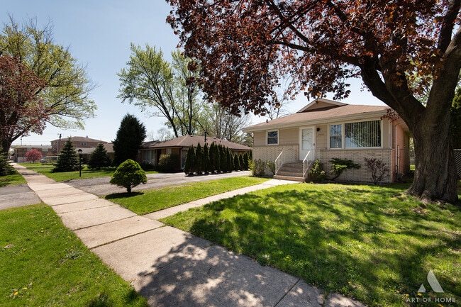 Foto del edificio - 9416 80th Ct