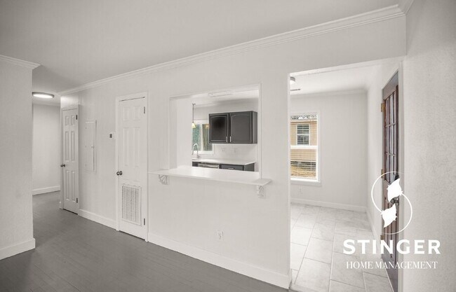 Building Photo - 2908 Second Street-