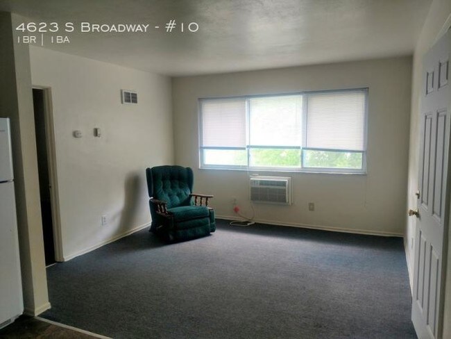 Building Photo - 1 bedroom in St Louis MO 63111