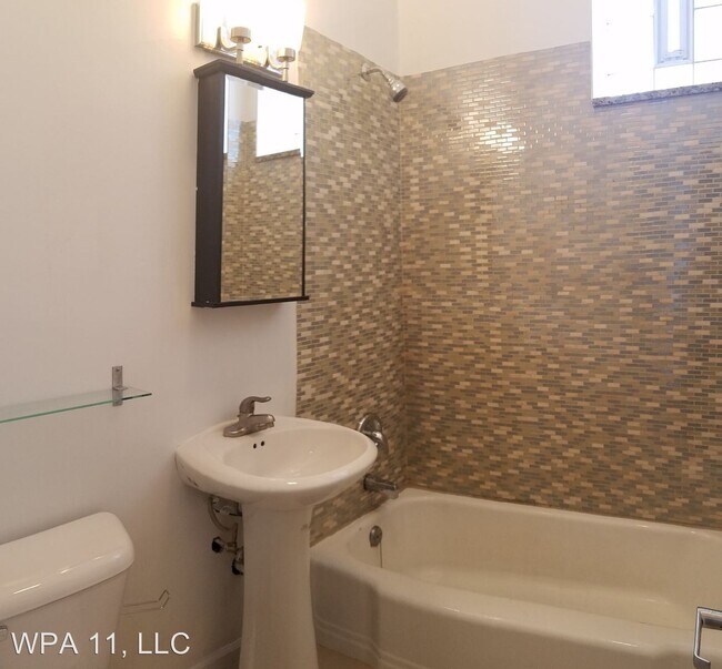 Foto del edificio - 1015 N Noble St