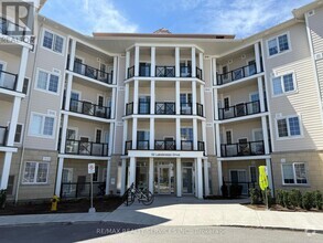 Building Photo - 50-250 Lakebreeze Dr
