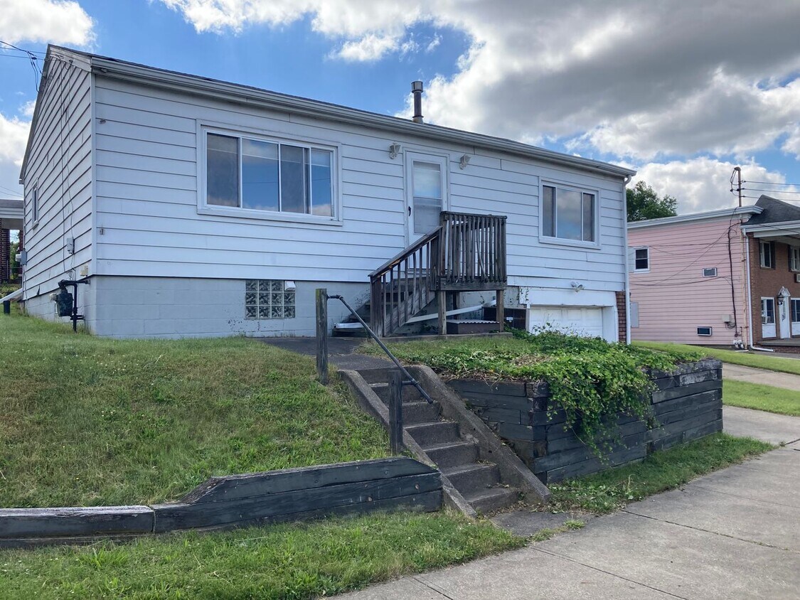 Primary Photo - 500 Murray Ave