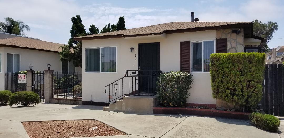 Foto principal - 4440 Utah St