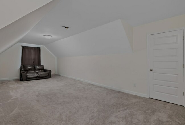 Foto del edificio - 322 Glenn Laurel Dr