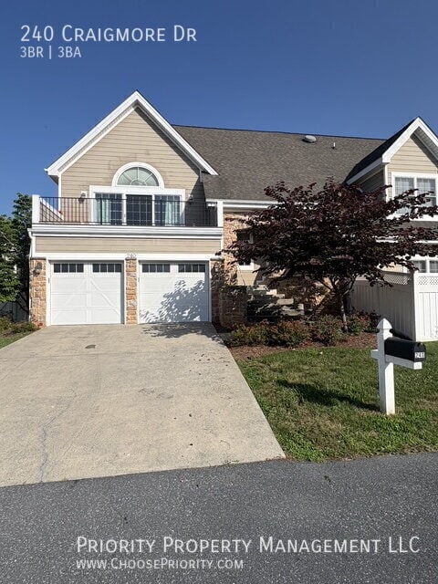 Building Photo - 240 Craigmore Dr