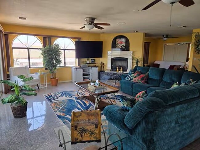 Building Photo - 3 Story Beauty on the Colorado River w/Private Dock