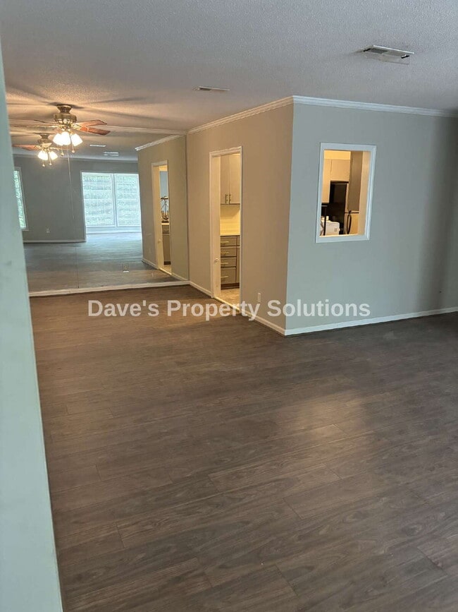 Photo - Beautiful Condo in Convenient Location!
