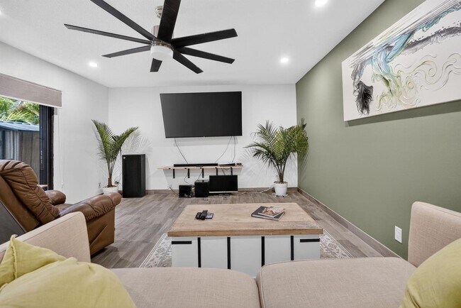 Foto del edificio - 110 N Delaware Blvd