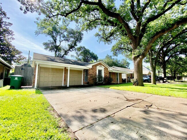 Foto del edificio - 1810 Mill Creek Dr