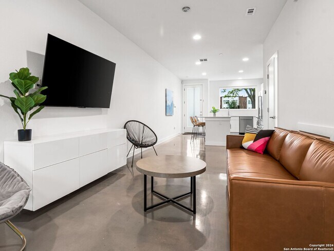 Foto del edificio - 102 Tendick St