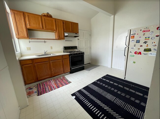 Building Photo - 438 Clement St