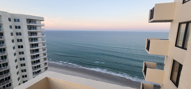 Foto del edificio - 2947 S Atlantic Ave