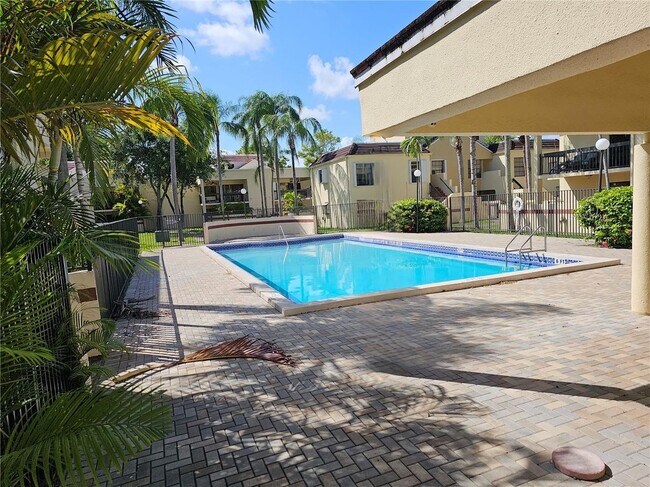 Foto del edificio - 8807 SW 130th Pl