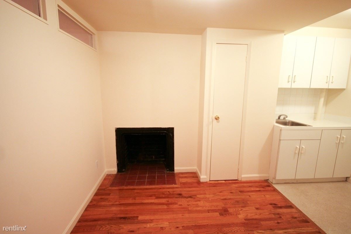 Primary Photo - 20 Cornelia St