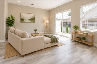 Interior Photo - Cannondale Court