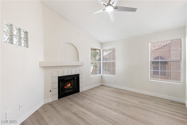 Foto del edificio - 2251 Wigwam Pkwy