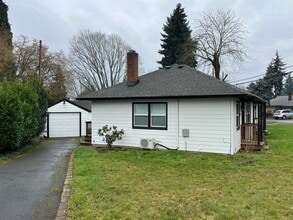 Building Photo - 3008 Unander Ave