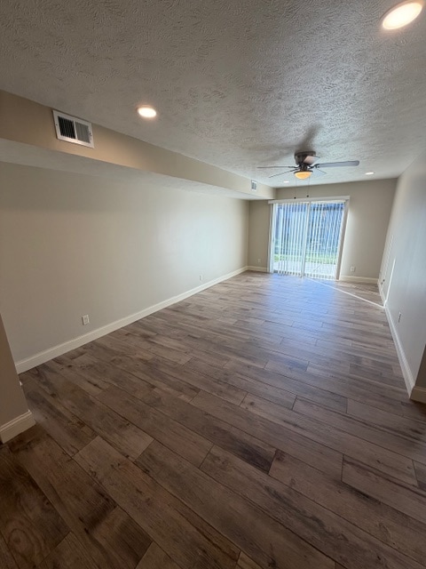 Foto del edificio - 7100 Van Dorn St