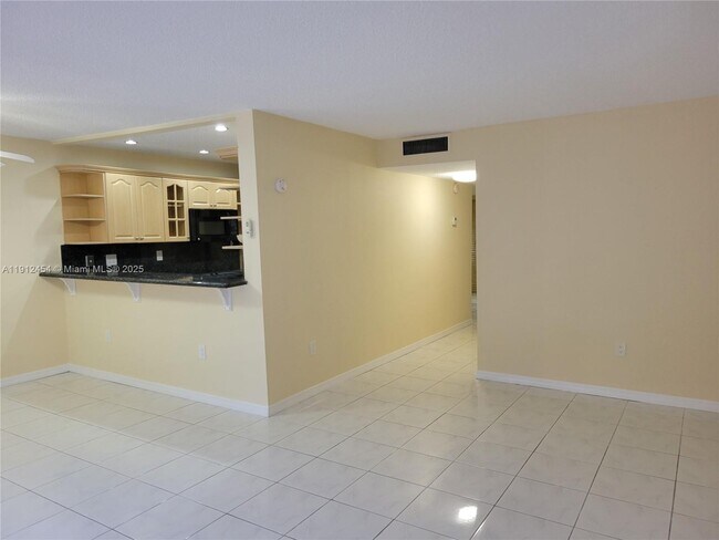 Foto del edificio - 2750 N 34th Ave