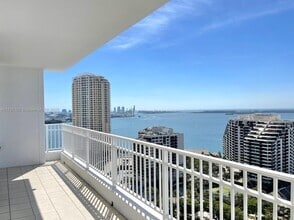 Building Photo - 801 Brickell Key Blvd