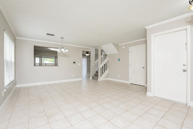 Foto del edificio - 1060 Martin Blvd