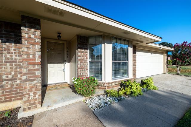Building Photo - 2403 Bayberry Ln