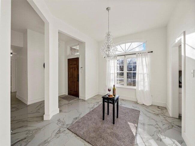 Foto del edificio - 4818 Mize Ct