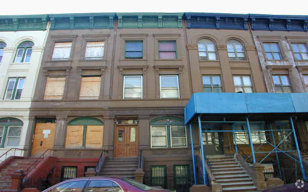 Foto principal - 136 W 136th St