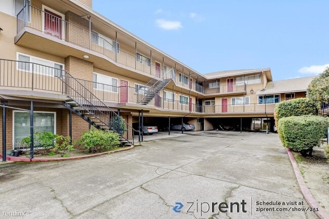 Building Photo - 2 br, 2 bath Condo - 966 Borden Villa Driv...