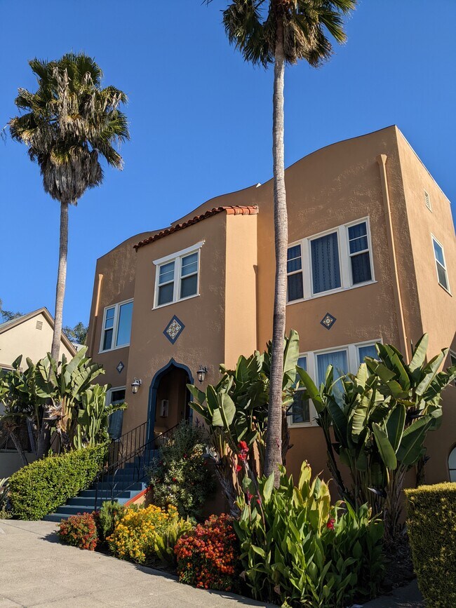 Foto del edificio - 422 Capitol St