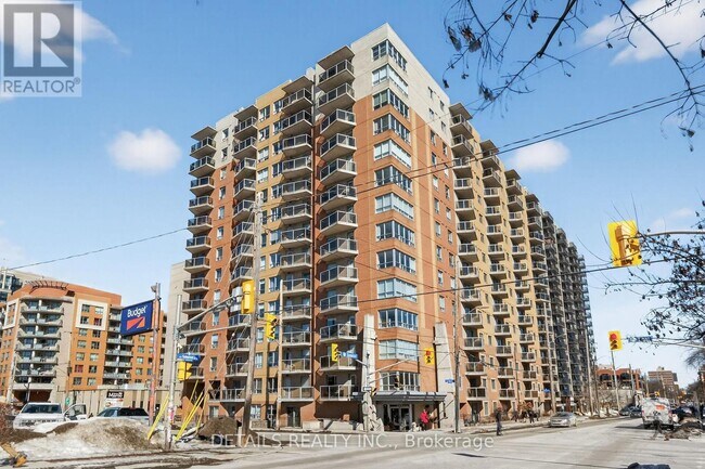 Photo du bâtiment - 429 Somerset St W