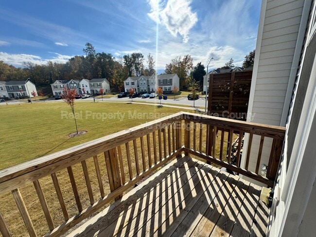 Building Photo - 2727 Chert Ln