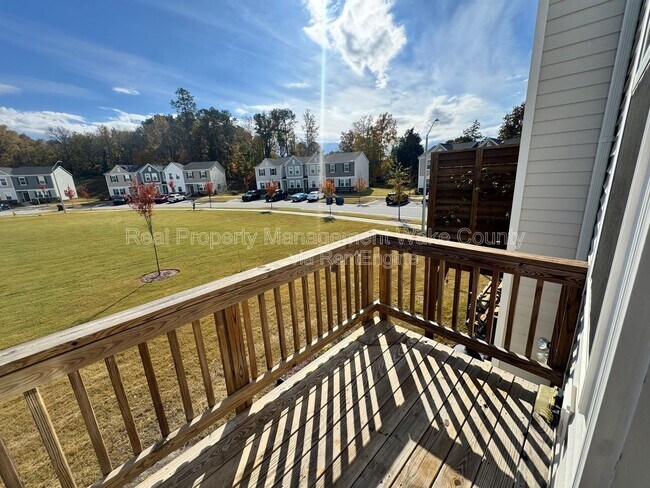 Foto del edificio - 2727 Chert Ln