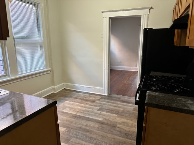 Foto del edificio - 377 Madison St