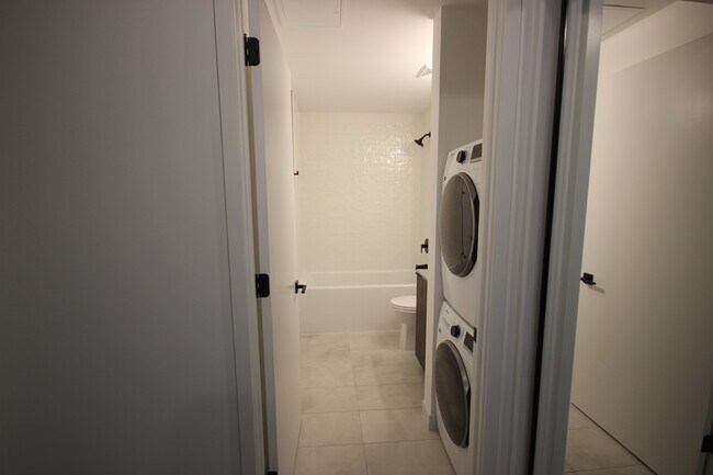 Photo du bâtiment - Highland Commons