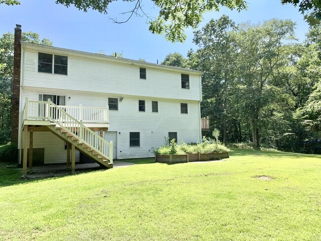 Photo - 234 Rogers Rd (Groton, CT) Townhome