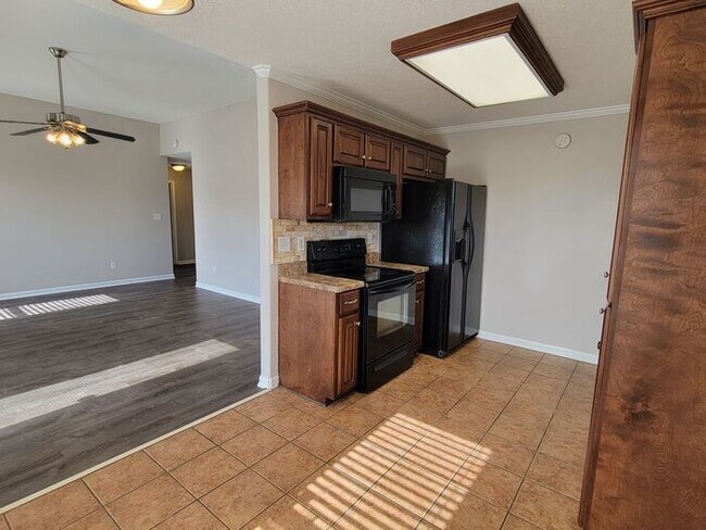 Foto del edificio - MEDINA: Richmond Subdivision
