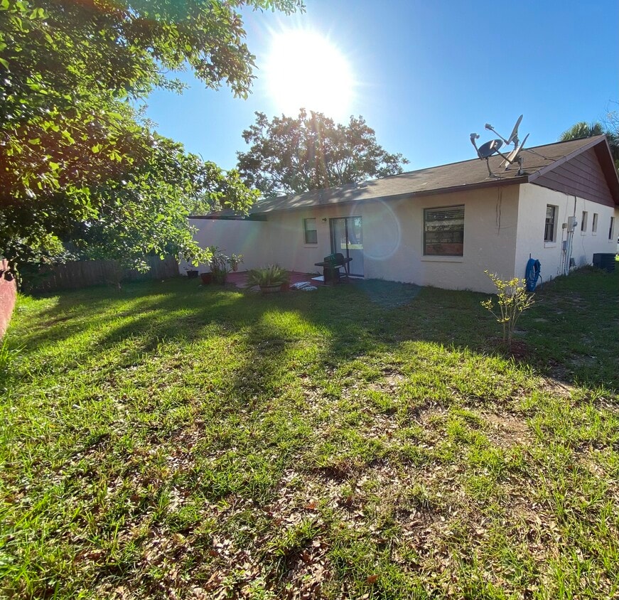 Primary Photo - 1004 Egret Ct