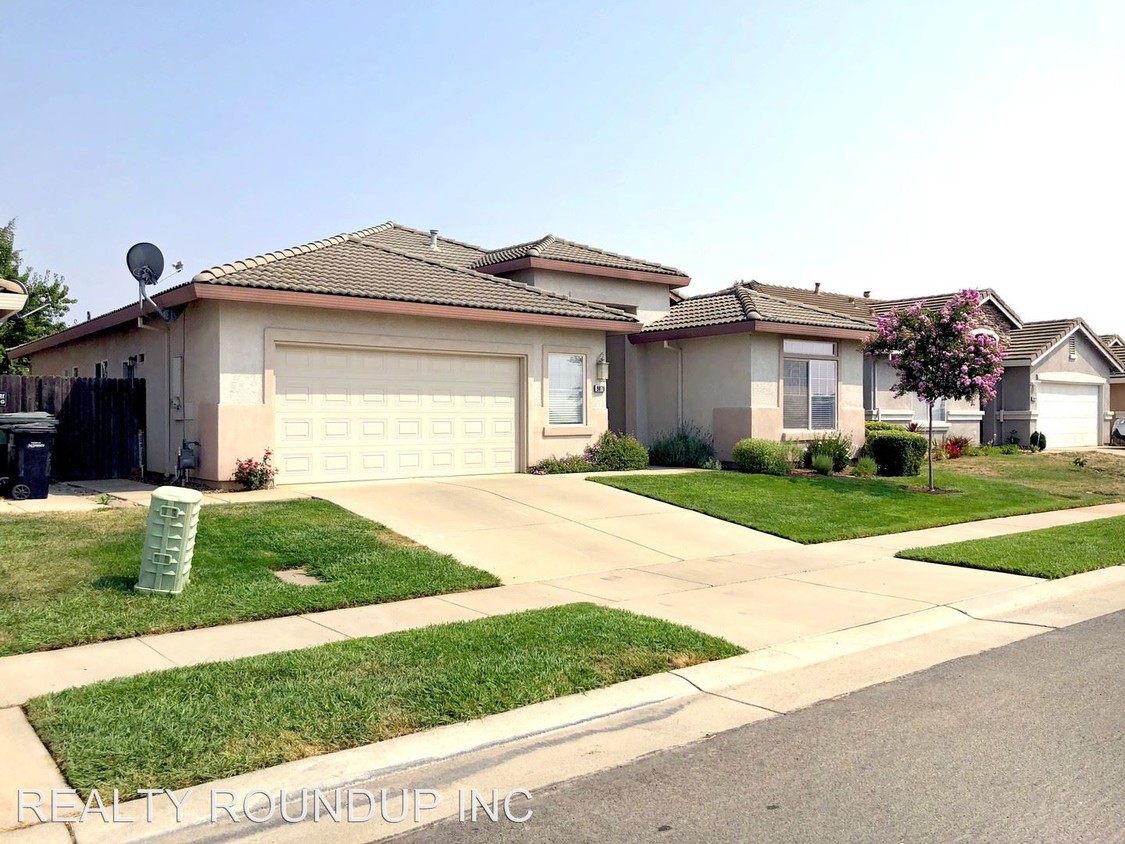 Primary Photo - 3 br, 2 bath House - 9878 Wildhawk West Dr