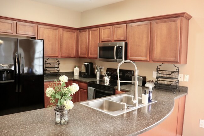 Foto del edificio - 312 Long Pointe Ln