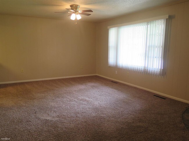 Building Photo - 3 br, 2 bath House - 12712 7th St