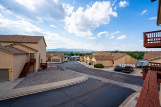 Building Photo - 615 Bosque Vista Point