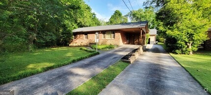 Building Photo - 2350 Wakita Ct SE