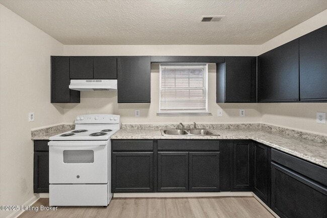 Foto del edificio - 1351 S 20th St