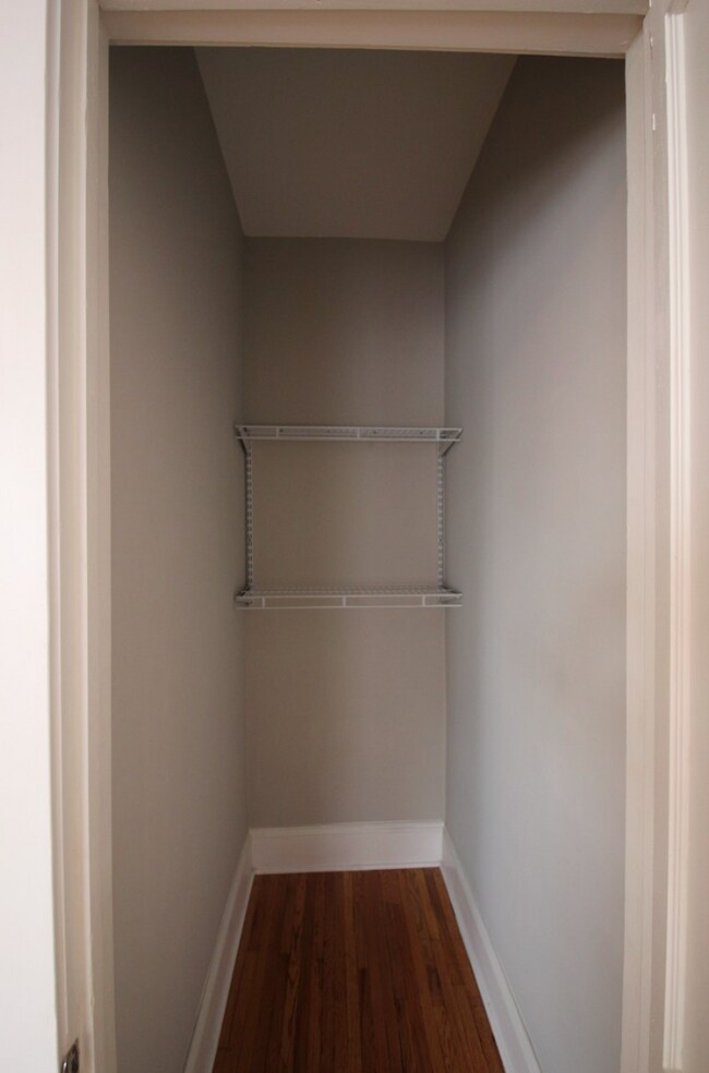 Closet - 4409 N La Crosse Ave