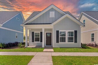 Building Photo - 283 Ferretti St